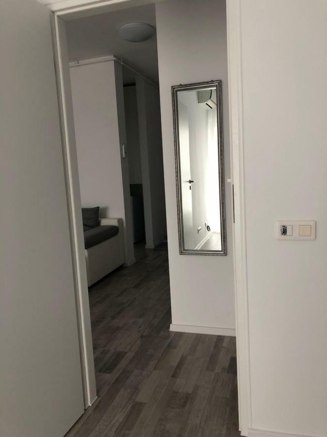 Sunrise Apartment 布加勒斯特 外观 照片