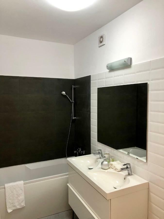 Sunrise Apartment 布加勒斯特 外观 照片